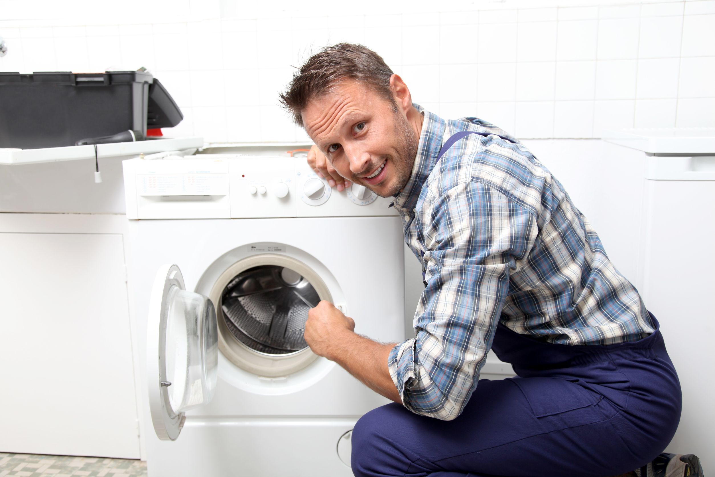 Máy giặt electrolux bị rò điện khắc phục như thế nào?